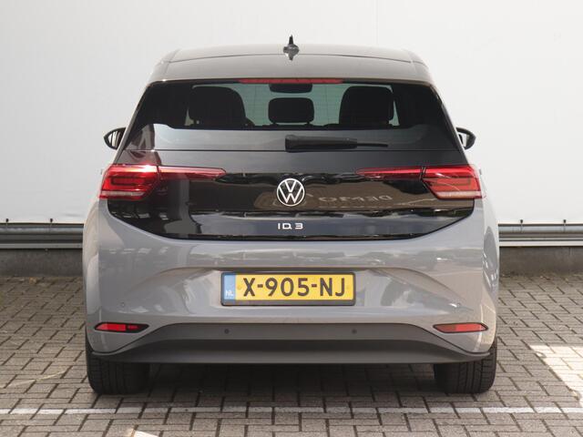 Volkswagen ID.3 ID.3 Pure 45 kWh 150pk | Navigatie | Climate Control | Parkeersensoren | Cruise Control |