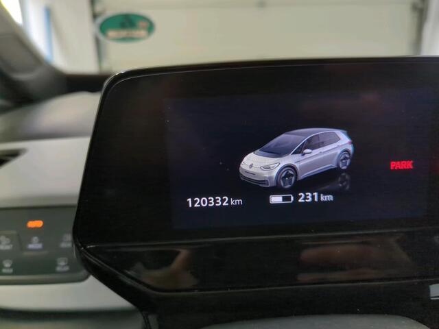 Volkswagen ID.3 First Plus 58 kWh NAVI | CAMERA | STOELVERWARMING