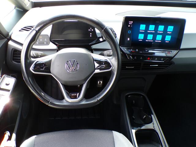 Volkswagen ID.3 First Plus 58 kWh, Carplay + Android Auto / Full LED / Adaptive Cruise / Camera + Sensoren / 19' LMV
