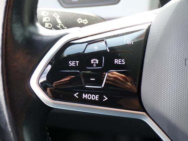 Volkswagen ID.3 First Plus 58 kWh, Carplay + Android Auto / Full LED / Adaptive Cruise / Camera + Sensoren / 19' LMV