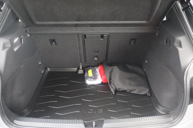 Volkswagen ID.3 Pro Advantage 58 kWh | Camera | KeyLess | Compleet