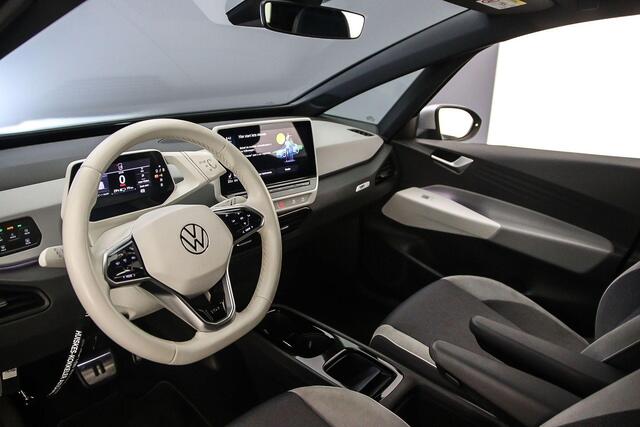 Volkswagen ID.3 1st Plus 204pk Automaat Adaptive cruise control, Navigatie, Achteruitrijcamera, Stuurwiel verwarmd, Stoelverwarming, LED matrix koplampen
