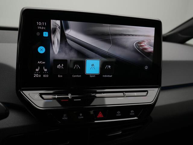 Volkswagen ID.3 First 58 kWh 204 pk | Navigatie | Stoelverwarming | Parkeersensoren voor/achter | Adaptive Cruise