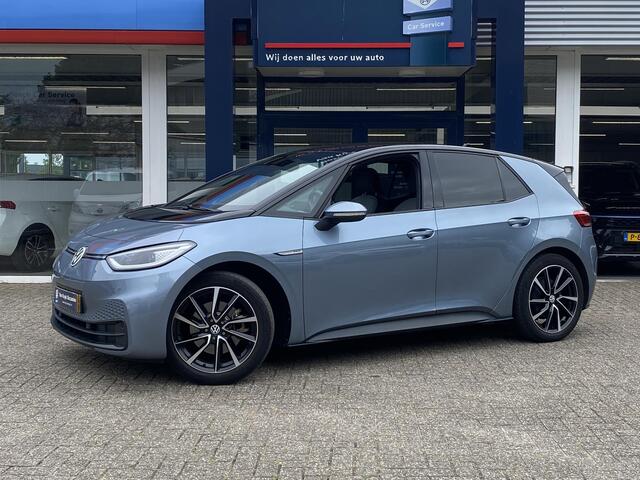 Volkswagen ID.3 Business 58 kWh / Automaat / NL-Auto / Apple-Carplay & Android-Auto / Adaptieve Cruise-Control / Electronic Climate-Control / Stoelverwarming / Stuurverwarming / Keyless / LED / Interieur-voorverwarming en koeling / Draadloze-Telefoonlader / DAB Radio-Blu