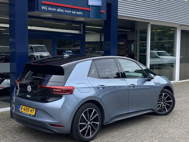 Volkswagen ID.3 Business 58 kWh / Automaat / NL-Auto / Apple-Carplay & Android-Auto / Adaptieve Cruise-Control / Electronic Climate-Control / Stoelverwarming / Stuurverwarming / Keyless / LED / Interieur-voorverwarming en koeling / Draadloze-Telefoonlader / DAB Radio-Blu