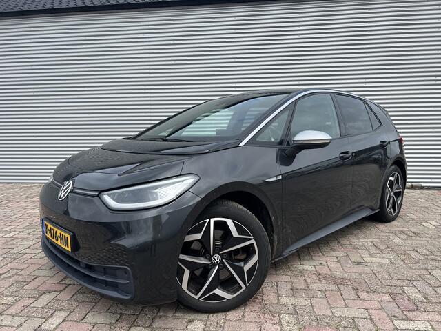 Volkswagen ID.3 First Plus 58 kWh | Nieuw Binnen! | BTW auto | camera | NL-auto!