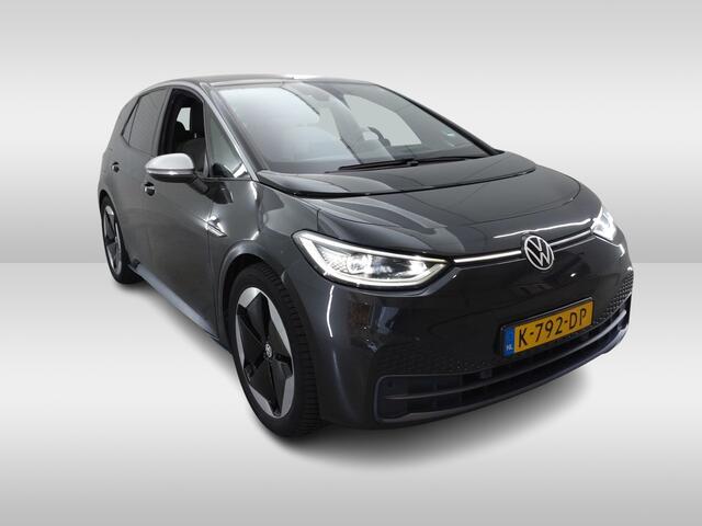 Volkswagen ID.3 First Max 58 kWh / Full option! / Panoramadak / Camera / Head-up / Keyless / 20'' / ACC / Dodehoek / Elektr. stoelen / Massage / Navigatie / Stuurverwarming