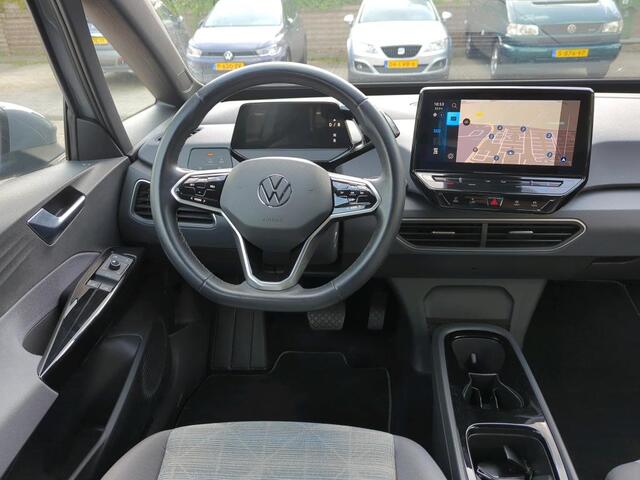 Volkswagen ID.3 Life 58 kWh / Navigatie / Parkeer sensoren / Stoelverwarming /