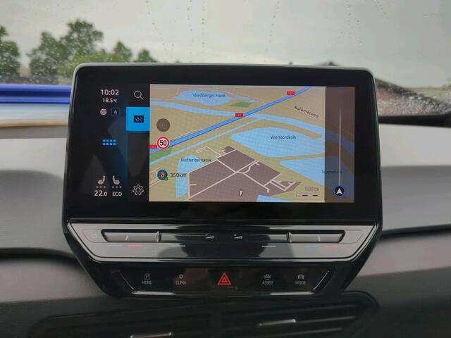 Volkswagen ID.3 First Plus 204pk 58 kWh / LED / Navigatie / Parkeersensoren / 19" LMV