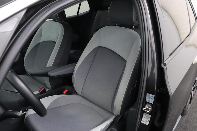 Volkswagen ID.3 First Plus 58 kWh Stoel+Stuurverw. Camera 19'LMV Carplay