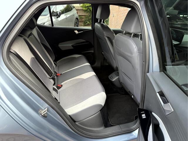 Volkswagen ID.3 Business 58 kWh Camera, Stoel/Stuur Verwarming, App Connect