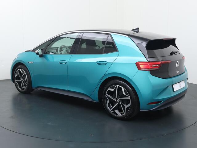 Volkswagen ID.3 First Plus 58 kWh | 204 PK | SoH 91% | Trekhaak afneembaar | Matrix LED koplampen | Navigatiesysteem |