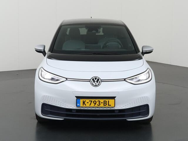 Volkswagen ID.3 First Plus 58 kWh | Navigatie | Matrix Led | Parkeercamera |