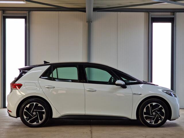 Volkswagen ID.3 Life 58 kWh 204pk | Navi | Apple&Android | ACC | PDC voor- en achter