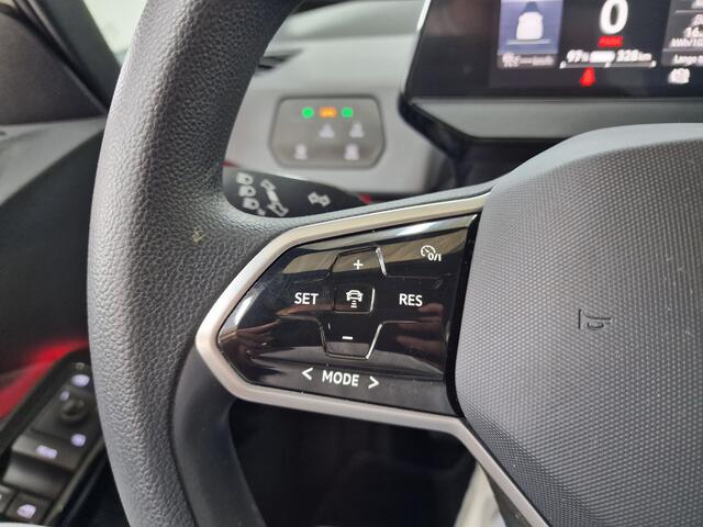 Volkswagen ID.3 Life 58 kWh 204pk | Navi | Apple&Android | ACC | PDC voor- en achter