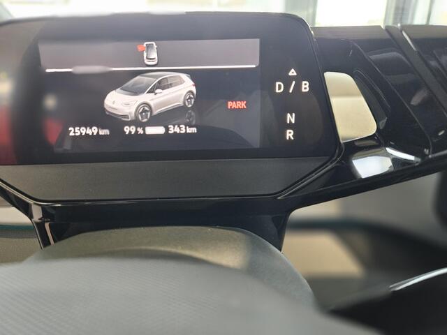 Volkswagen ID.3 Pro Business 58 kWh navigatie full map | Stoel en stuurverwarming | LM-Velgen | LED Verlichting | IQ-light