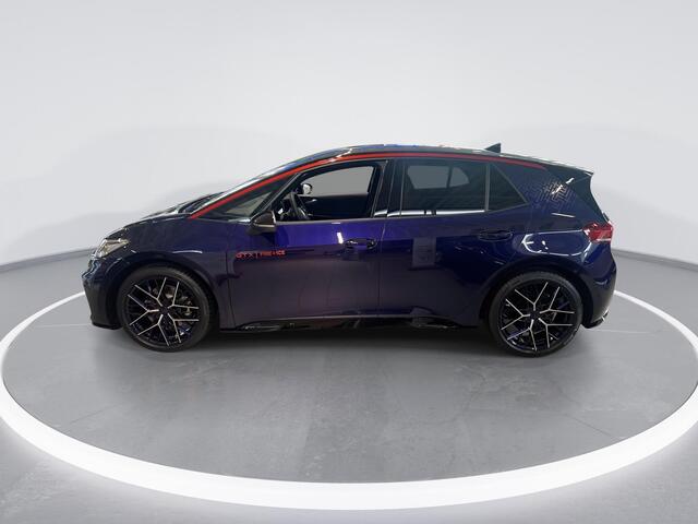 Volkswagen ID.3 GTX Limited Edition 79 kWh accu, 326 PK · Achteruitrijcamera · Draadloze telefoonlader · Sfeerverlichting ·