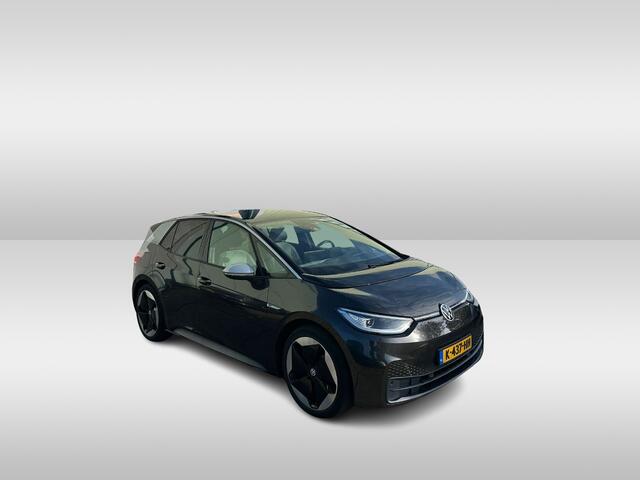 Volkswagen ID.3 First Max 58 kWh / Full option! / Panoramadak / Camera / Head-up / Keyless / 20'' / ACC / Dodehoek / Elektr. stoelen / Massage / Navigatie / Stuurverwarming