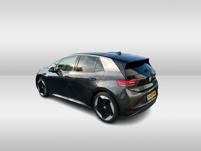 Volkswagen ID.3 First Max 58 kWh / Full option! / Panoramadak / Camera / Head-up / Keyless / 20'' / ACC / Dodehoek / Elektr. stoelen / Massage / Navigatie / Stuurverwarming