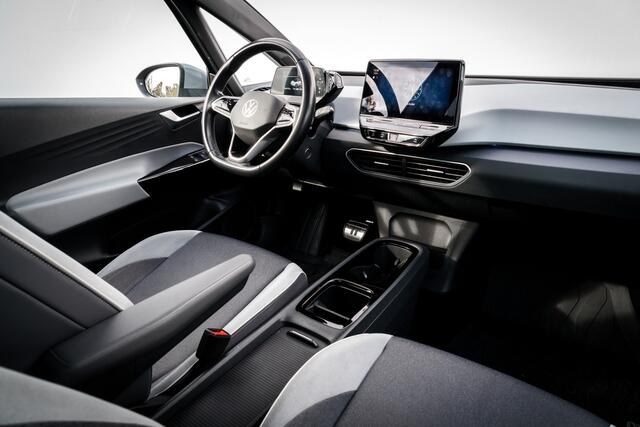 Volkswagen ID.3 PRO 58 kWh 204 Pk | Panoramadak | IQ Light | Adapt. Cruise | 18 inch LMV | Getint Glas