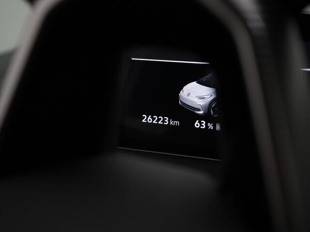Volkswagen ID.3 Life 58 kWh 204 pk | IQ Light | Stuur-/stoelverwarming | Achteruitrijcamera | Navigatie