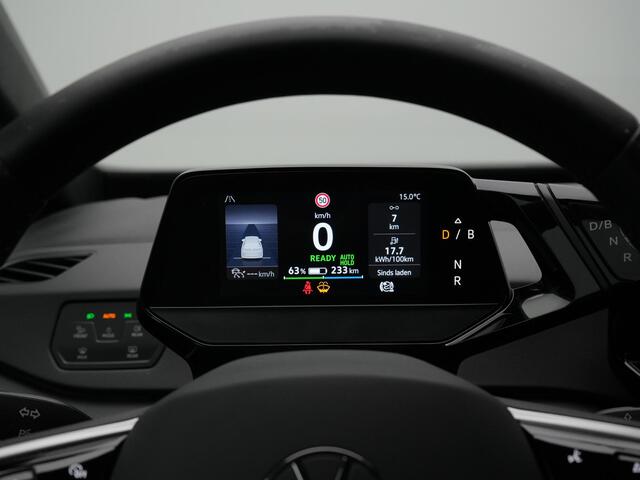 Volkswagen ID.3 Life 58 kWh 204 pk | IQ Light | Stuur-/stoelverwarming | Achteruitrijcamera | Navigatie
