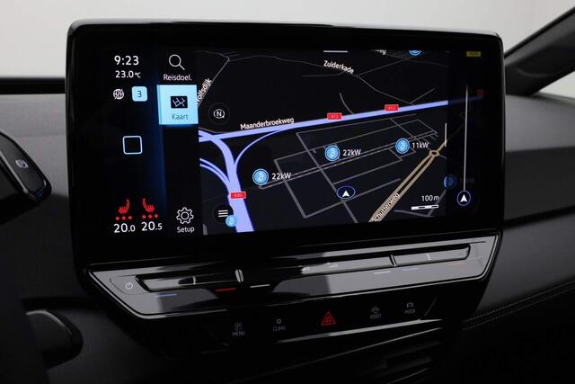 Volkswagen ID.3 Life 58 kWh 204 pk | IQ Light | Stuur-/stoelverwarming | Achteruitrijcamera | Navigatie