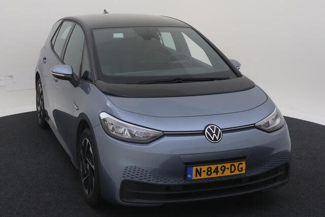 Volkswagen ID.3 Life 58 kWh Led verlichting / Navigatie / Stoelverwarming / App-connect / Parkeersensoren