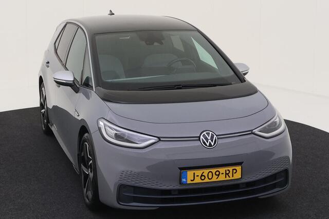 Volkswagen ID.3 First Plus 58 kWh / Navigatie / Camera / Parkeersensoren V+A / Lichtmetaal 19 inch /