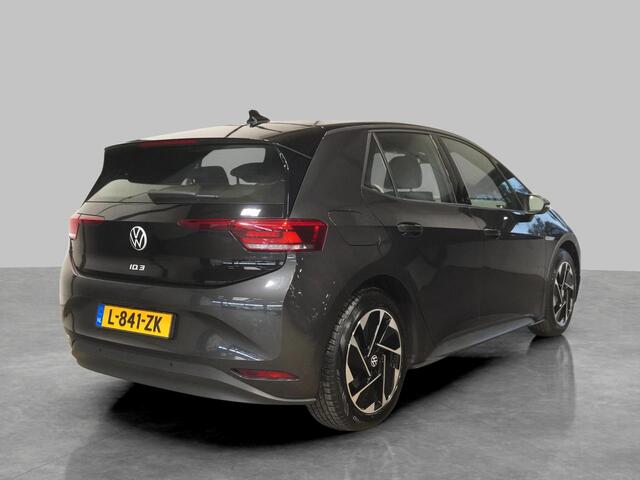Volkswagen ID.3 Life 58 kWh | Apple Carplay | Stoelverwarming | 18"LM | ACC | All-season
