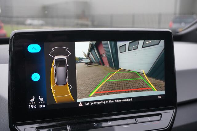 Volkswagen ID.3 First Plus 58 kWh SOH 92.2 % | CAMERA | STOEL/STUURVERWARW. | FULL LED |