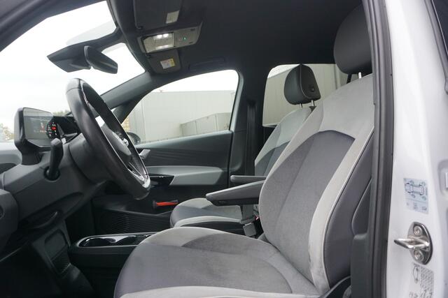 Volkswagen ID.3 First Plus 58 kWh SOH 92.2 % | CAMERA | STOEL/STUURVERWARW. | FULL LED |
