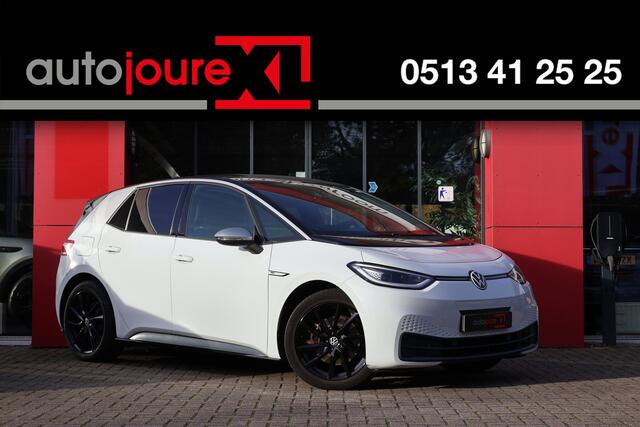 Volkswagen ID.3 First Plus 58 kWh | Origineel NL | Camera | Stuur- en Stoelverwarming | ACC | Navigatie |