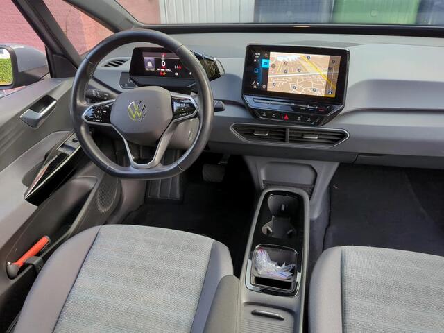 Volkswagen ID.3 Life 58 kWh 204pk Navigatie / Parkeersensoren / App-connect