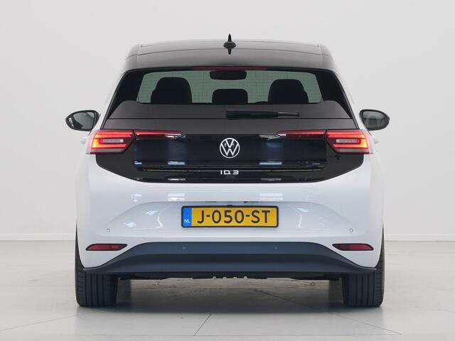 Volkswagen ID.3 First Max 58 kWh 204pk Navigatie Camera Stoelverwarming Side ass. ARGON