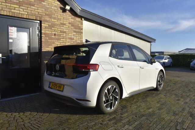 Volkswagen ID.3 FIRST 58 KWH, ACC, Apple Carplay, Navi