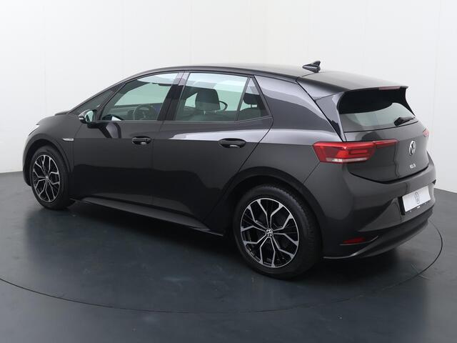 Volkswagen ID.3 Life 58 kWh | 204 PK | Climate control | Adaptive cruise control | Navigatiesysteem |