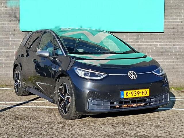 Volkswagen ID.3 First Plus 58 kWh | Trekhaak | IQ-Light | Camera |