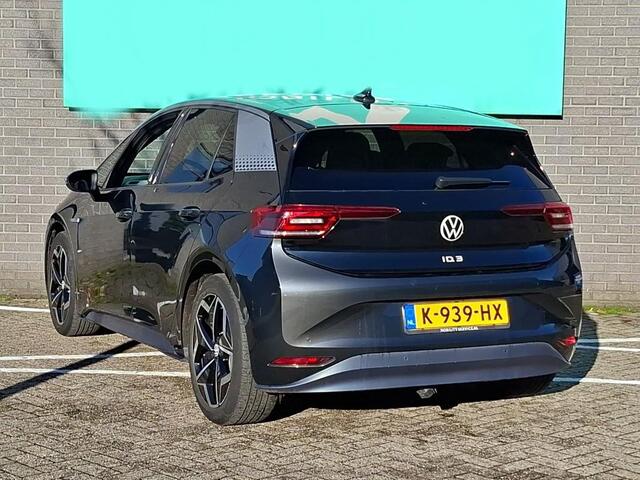 Volkswagen ID.3 First Plus 58 kWh | Trekhaak | IQ-Light | Camera |