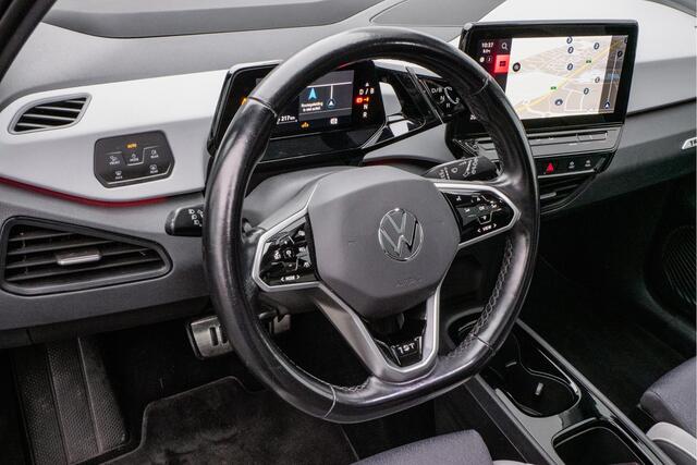 Volkswagen ID.3 First Max 58 kWh Panoramadak/ Stoelmassage/ IQ Led/ Stoel-stuurverwarming/ 20" Lmv/ Camera/ Carplay