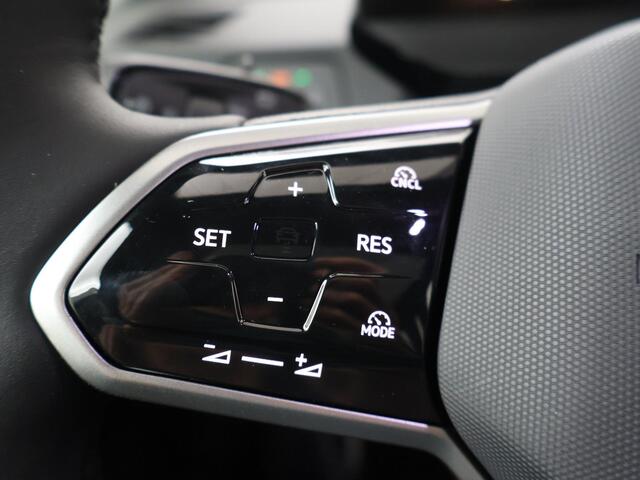 Volkswagen ID.3 GTX Limited Edition 79 kWh accu, 240 kW / 326 PK | Fire & Ice pakket | Panoramadak | Variabele laadbodem |