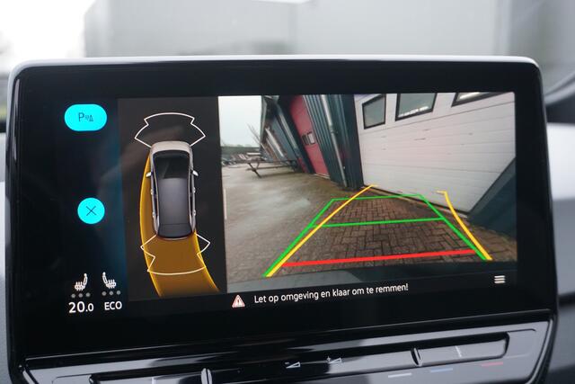 Volkswagen ID.3 First Plus 58 kWh | TREKHAAK | STOEL/STUURVERW. | CAMERA | MATRIX LED |