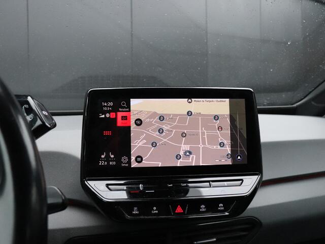 Volkswagen ID.3 First 58 kWh | PDC | CRUISE | NAVI | APPLE CARPLAY | STOEL/STUURVERW. |