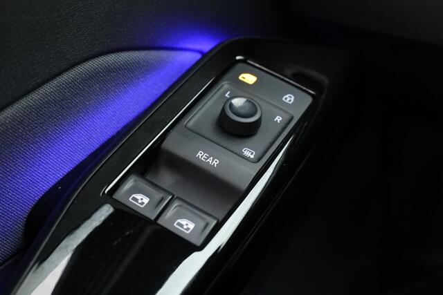 Volkswagen ID.3 First 58 kWh | Navi | Stoel- Stuurverw. | Adapt. Cruise | Apple CarPlay | PDC