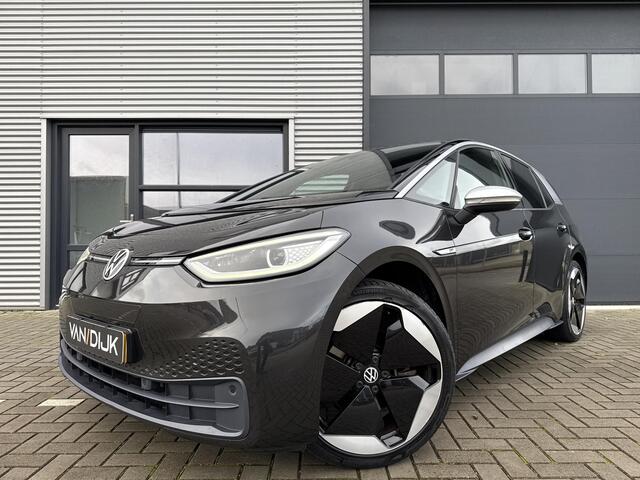 Volkswagen ID.3 First Max 58 kWh ?SOH 94.5% ?Panoramadak ?Matrix LED ?Full LED ?Stuur- Stoelverwarming ?Sfeerverlichting ?Navigatie ?Camera ?Trekhaak ?Lichtmetaal 20" ?Parkeersensoren