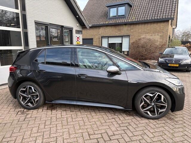 Volkswagen ID.3 First Plus 58 kWh