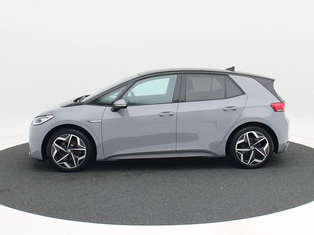 Volkswagen ID.3 First Plus 58 kWh | Panoramadak | Adaptive Cruise | Climate Control | Stoelverwarming | Navigatie | Camera | Carplay | 19 Inch