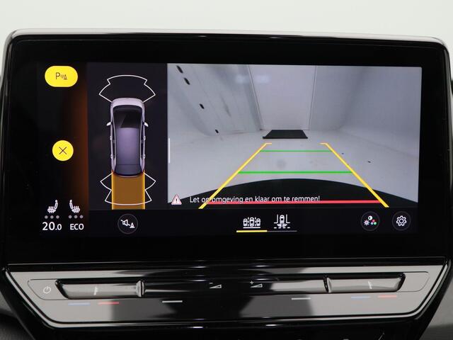 Volkswagen ID.3 First Plus 58 kWh | Panoramadak | Adaptive Cruise | Climate Control | Stoelverwarming | Navigatie | Camera | Carplay | 19 Inch