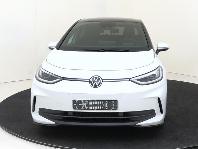 Volkswagen ID.3 Pro Business | Achterlichten LED, luxe uitgevoerd incl. dynamische knipperlichten | Airconditioning automatisch, 2-zone (Climatronic) | Buitenspiegels elektrisch instel-, verwarm- en inklapbaar