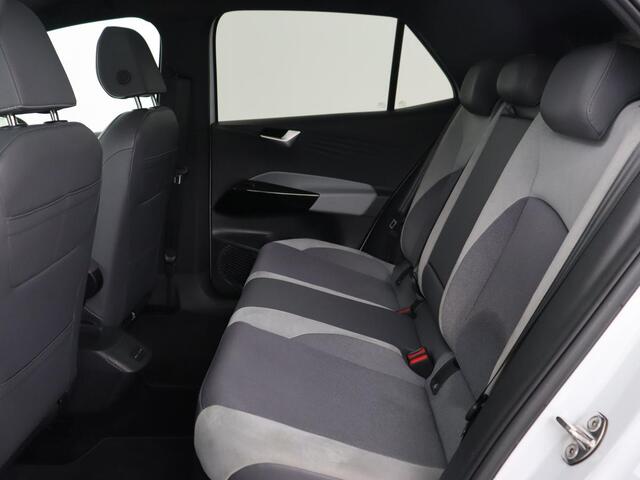 Volkswagen ID.3 First Max 58 kWh | Panoramadak | Head-Up | Stoelverwarming | Massage | Matrix LED | Adaptive cruise | 20'' | Keyless | Navigatie | Dodehoek detectie | Sfeerverlichting